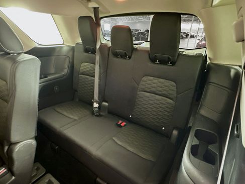Used 2023 Nissan Pathfinder SV AWD/4WD image 28