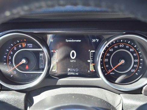 Used 2021 Jeep Wrangler Unlimited Sahara image 22