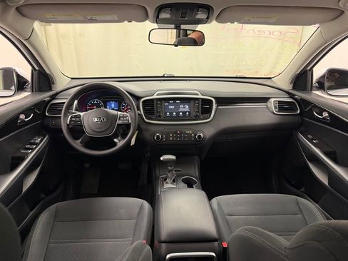 Used 2020 Kia Sorento L FWD image 23