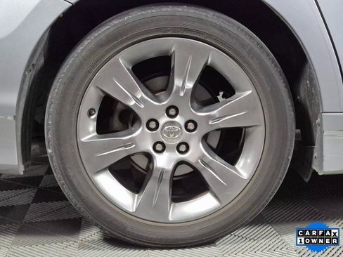 Used 2011 Toyota Sienna SE image 26