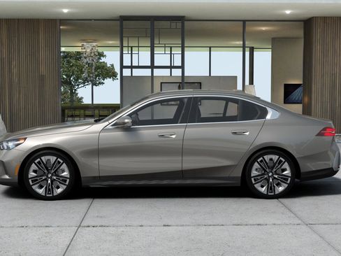 New 2026 BMW 530i 530i Sedan image 4