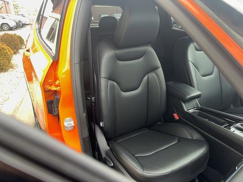 New 2026 Jeep Compass Limited image 5