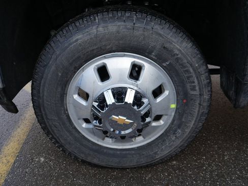 New 2026 Chevrolet Silverado 3500 LT image 30