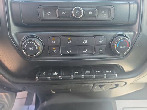 Used 2018 Chevrolet Silverado 2500 W/T w/ WT Fleet Convenience Package AWD/4WD image 18