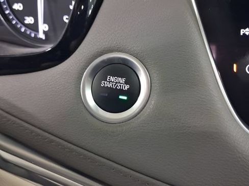 Used 2021 Cadillac XT5 Premium Luxury FWD image 27