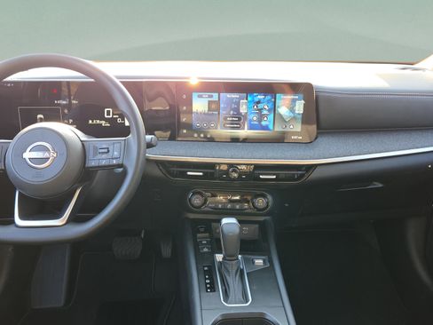 New 2026 Nissan Kicks SV FWD image 13