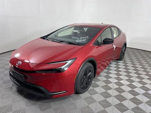 New 2026 Toyota Prius LE image 3