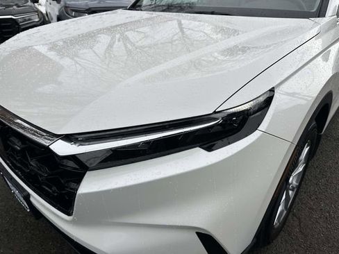 Certified 2025 Honda CR-V EX image 8