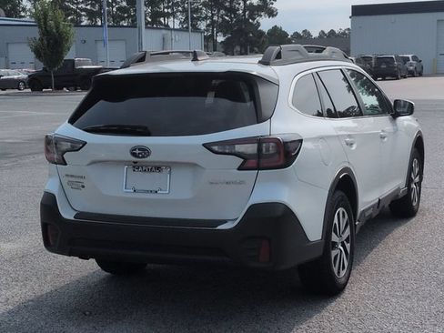 Used 2021 Subaru Outback Premium AWD/4WD image 3
