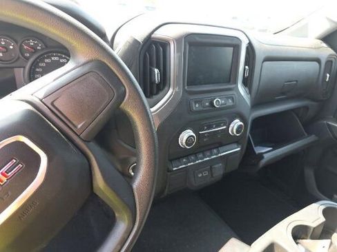 Used 2023 GMC Sierra 1500 Pro w/ Pro Value Package AWD/4WD image 11