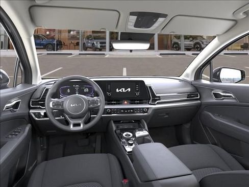 Used 2025 Kia Sportage LX image 14