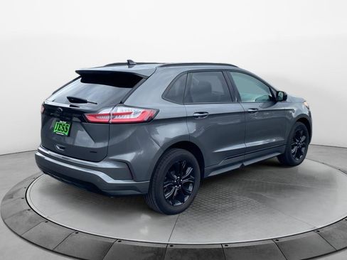 Certified 2022 Ford Edge SE w/ Black Appearance Package image 6