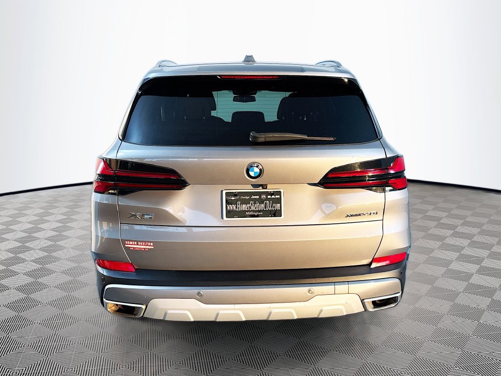 Used 2024 BMW X5 xDrive40i AWD/4WD image 6
