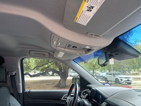 Used 2018 GMC Yukon XL Denali image 23