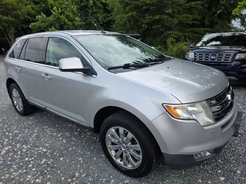 Used 2010 Ford Edge Limited FWD image 3