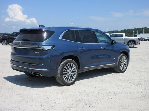 New 2026 Buick Enclave Avenir w/ Super Cruise Package image 5