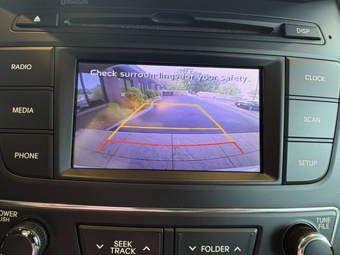 Used 2018 Hyundai Santa Fe Sport FWD image 17
