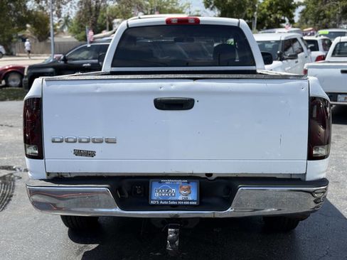 Used 2004 Dodge Ram 1500 Truck ST image 4