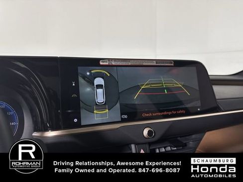 Used 2025 Toyota Crown Signia image 8