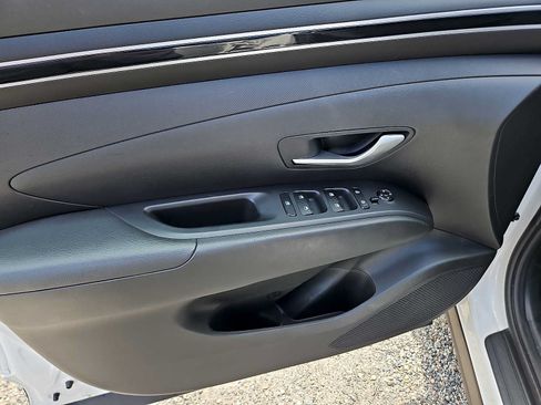 Used 2024 Hyundai Tucson SEL FWD image 13