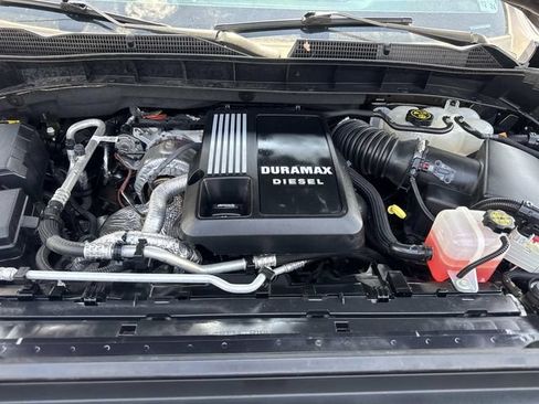 Used 2023 GMC Sierra 1500 AT4 w/ AT4 Premium Package AWD/4WD image 10