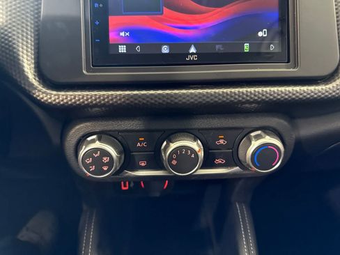 Used 2019 Nissan Kicks S FWD image 25