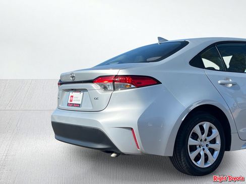 Certified 2025 Toyota Corolla LE FWD image 12