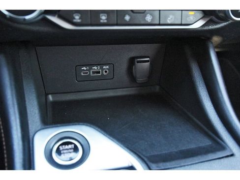 Used 2021 Nissan Sentra SR w/ Lighting Package image 29