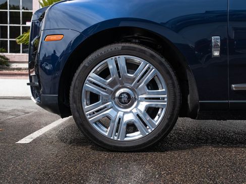 Used 2019 Rolls-Royce Cullinan image 11