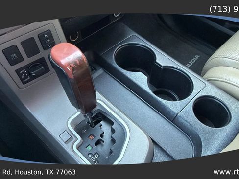 Used 2013 Toyota Sequoia Platinum RWD image 53