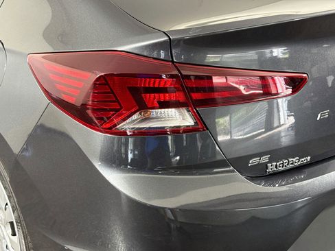 Used 2020 Hyundai Elantra SE w/ Cargo Package (C1) FWD image 35