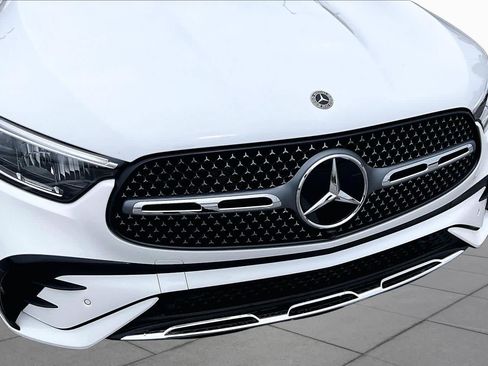 Used 2026 Mercedes-Benz GLC 300 4MATIC image 30