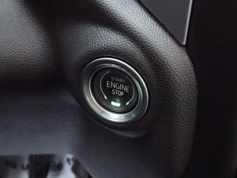 Certified 2022 GMC Sierra 1500 SLT w/ SLT Premium Plus Package image 21