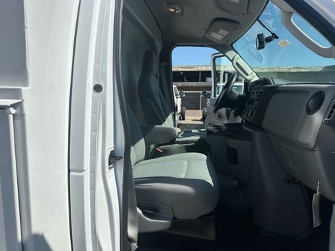 New 2026 Ford E-350 and Econoline 350 Super Duty w/ Power Equipment Group RWD image 25
