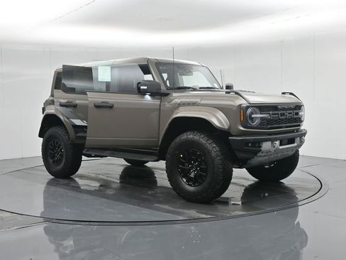 New 2025 Ford Bronco Raptor image 32