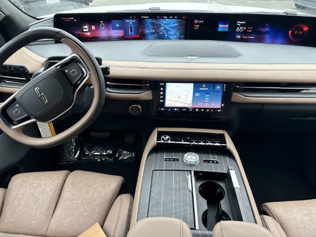 New 2027 Lincoln Navigator L Black Label AWD/4WD image 16