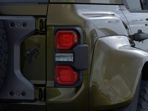 New 2025 Ford Bronco Raptor w/ Interior Carbon Fiber Pack AWD/4WD image 23