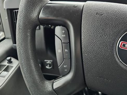 Used 2013 GMC Savana 3500 LT w/ LT Preferred Equipment Group image 11