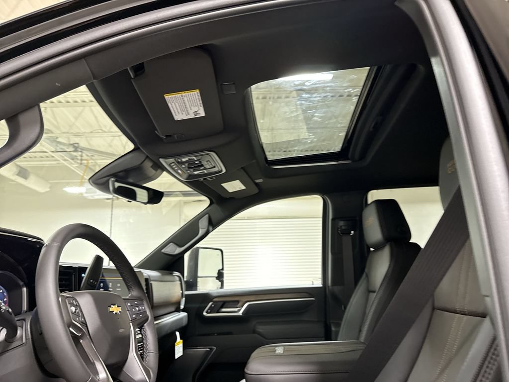 New 2026 Chevrolet Silverado 2500 High Country w/ High Country Premium Package AWD/4WD image 20