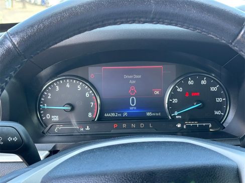 Used 2024 Ford Explorer XLT image 17