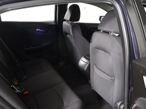 Used 2023 Chevrolet Malibu LS FWD image 24