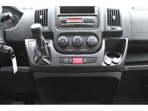 Used 2015 RAM ProMaster 2500 w/ Interior Convenience Group FWD image 25