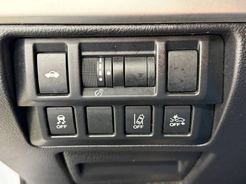 Used 2019 Subaru Legacy 2.5i Premium AWD/4WD image 19
