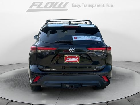 Used 2021 Toyota Highlander LE AWD/4WD image 8