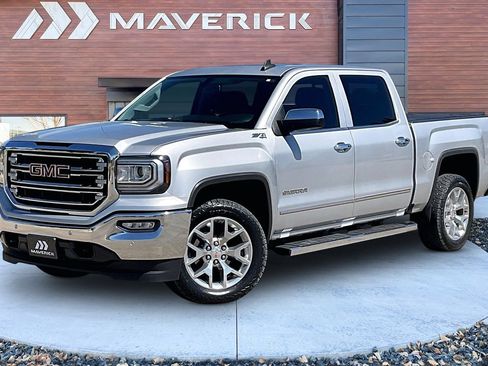 Used 2018 GMC Sierra 1500 SLT w/ SLT Premium Package AWD/4WD image 3