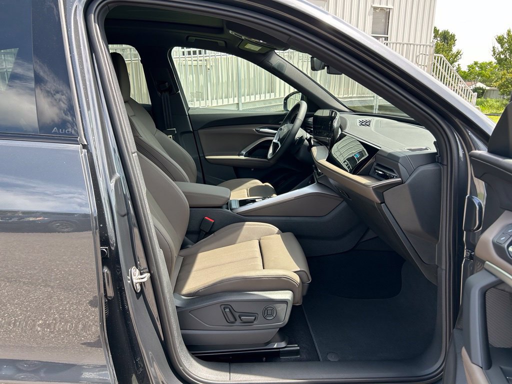 New 2026 Audi Q5 Premium Plus AWD/4WD image 36