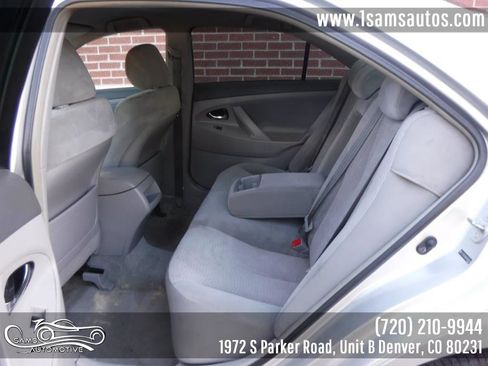 Used 2010 Toyota Camry LE image 16