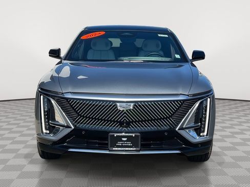Certified 2024 Cadillac Lyriq Luxury image 2