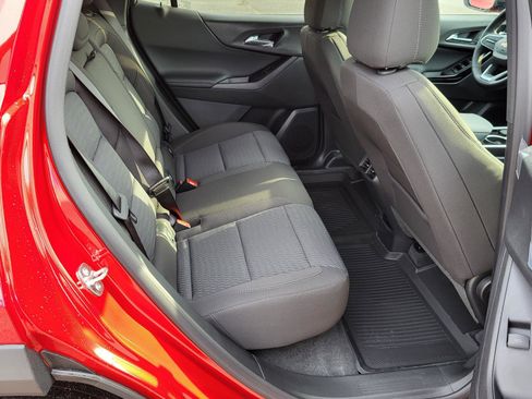 New 2026 Chevrolet Equinox LT image 11