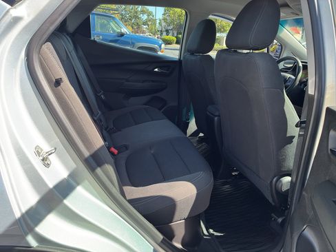 Used 2023 Chevrolet Bolt LT FWD image 47